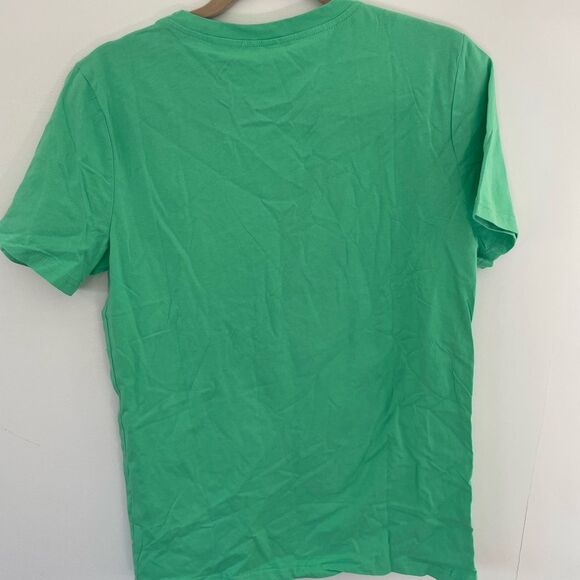 Green Shamrock T-Shirt NWT medium - Picture 7 of 7